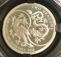 【美しい龍の銀貨】 2018 イギリス エリザベス2世 ツードラゴン 2ポンド 1オンス NGC PF70UC 最高鑑定 ２匹の龍 プルーフ シルバー コイン_画像7