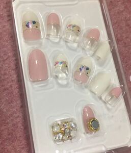 ネイルチップ (付け爪) シールタイプ