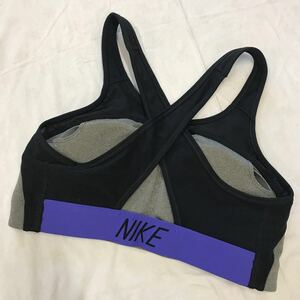 新品 NIKE トレーニングウェア ブラトップ サイズM ジム ヨガ