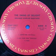 D帯付2LP 二枚組 天才ギタリスト カルロス・サンタナ Carlos Santana The Swing of Delight 見開きジャケ レコード 5点以上落札で送料無料_画像5