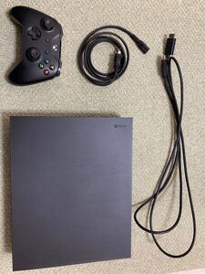 Xbox One X 1TB コンソール CYV-00015