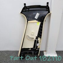 [W-1]ベントレー ベンテイガ W12 左Bピラートリム 36A867243A 中古_画像7