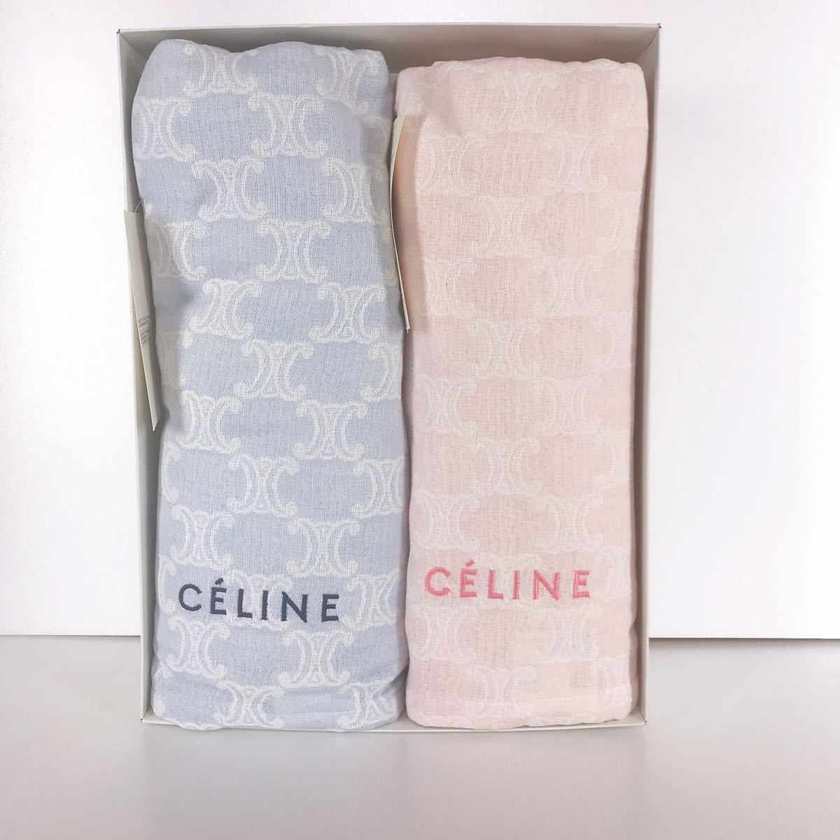 CELINE タオルケットの値段と価格推移は？｜18件の売買データから