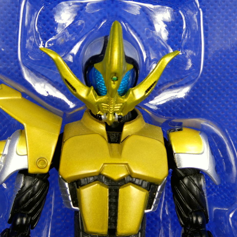 仮面ライダー新2号 圧倒的な造形美に超可動なフィギュア 劇場シーンの