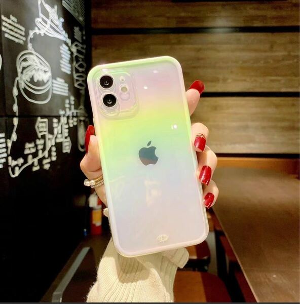 iPhone12 Proレインボークリアケース【ホワイト】