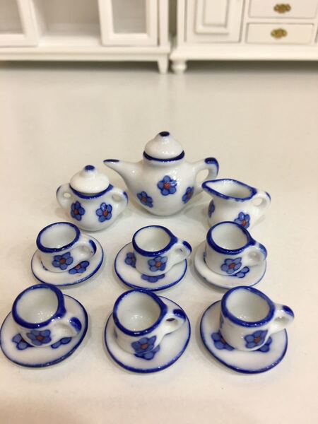 【ミニチュア食器・ドールハウス】可愛いティーセット♪ 6客セット④