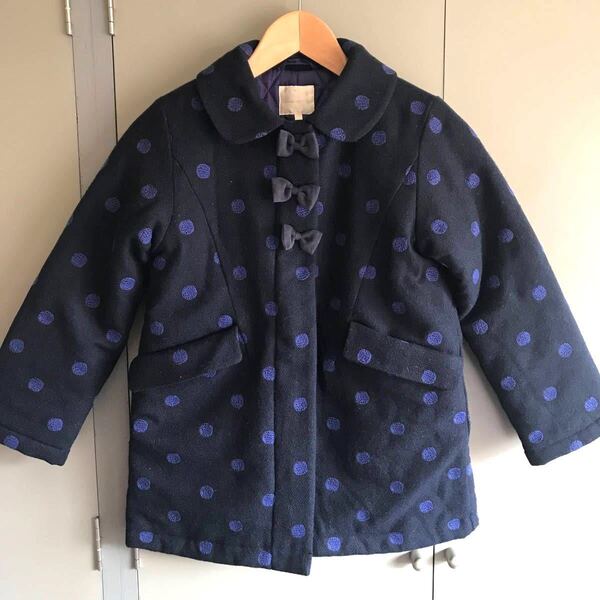 KP 130 中わたウール混ドット刺繍コート