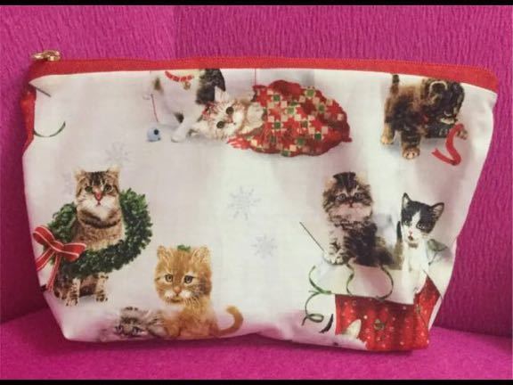 クリスマスネコ柄ポーチ ねこ柄ポーチ 猫柄ポーチ xmasネコ柄ポーチ 外出用品