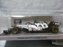 未開封新品 スパーク 1/43 Scuderia Alpha Tauri AT01 Catalunya Circuit Test 2020 Danil Kvyat_画像2