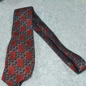 ネクタイ（売れ残り）巾8.2cm 送料無料返金保証付き