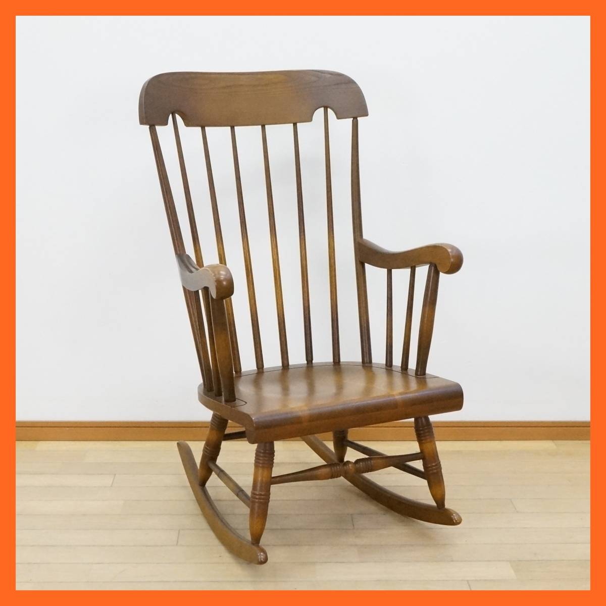 新品登場 古家具 アンティーク アームチェア 椅子 木とラタンの古い 