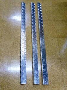 新春大特価!アルミ縞板 L型加工品 50ミリ×30ミリ 長さ1000ミリ 10本セット