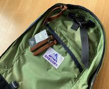 即完売・別注・限定 / GREGORY × BEAMS BOY / VINTAGE DAY PACK / OLIVE VINT.GREEN グレゴリー ビームス ヴィンテージ リュック バッグ_画像2