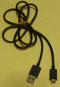 ★USBケーブル:USB Type-A(一方の端子) ⇔ Micro USB2.0 Type-B(反対側の端子):2枚目写真で「Micro USB2.0 Type-B」の形状ご参照