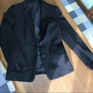 テーラードジャケット ユニクロ