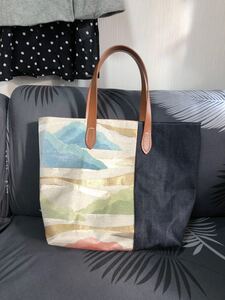 アンズルーム★ハンドメイド★着物×帯 リメイク★トートバッグ★ハンドバッグ★かばん★大容量 大きめ★白×青×紅×緑×デニム★豪華
