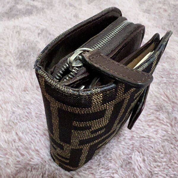 FENDI 折財布