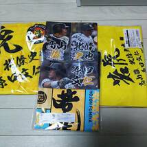 【完売品】阪神タイガース若虎三銃士(北條史也・高山俊・原口文仁)Tシャツ(L)・トートバッグ・フェイスタオル・クリアファイル４点セット_画像3