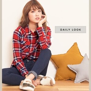 チェックシャツ