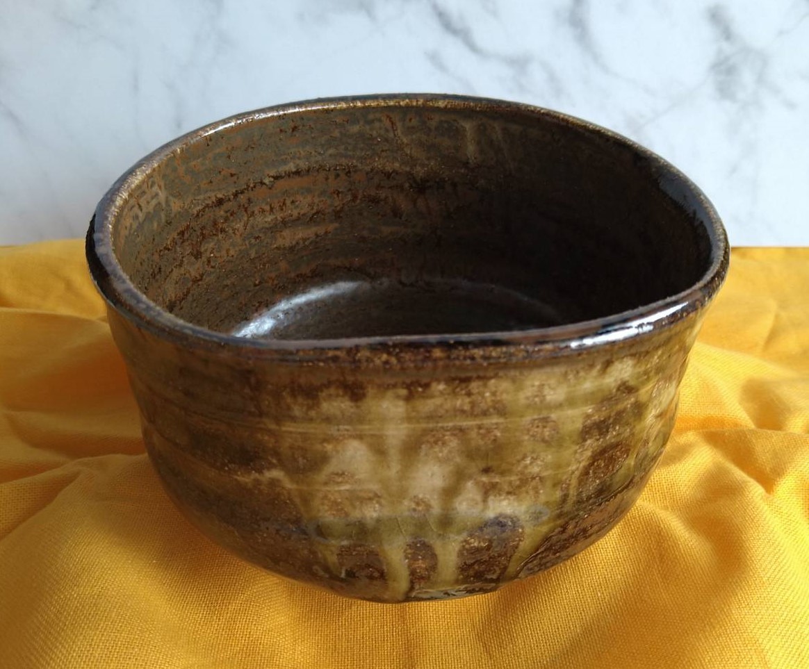 気質アップ】 26 織部焼 菖蒲 抹茶茶碗 骨董品 茶道具 古美術
