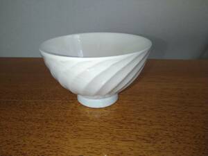  wave . see .( Arita .) one genuine kiln white porcelain rice bowl 