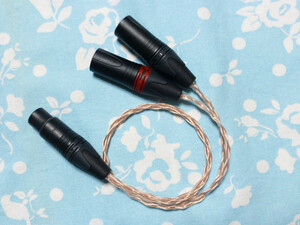 XLR connector 4 pin ( female ) - XLR connector 3 pin ×2 ( male ) conversion cable MOGAMI 2944. core Blade knitting 40cm ( custom correspondence possibility )
