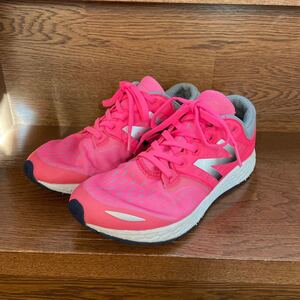 ニューバランス ガールズ シューズ ピンク new balance