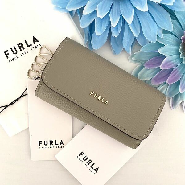 【新品】FURLA グレー グレージュ レザー キーケース