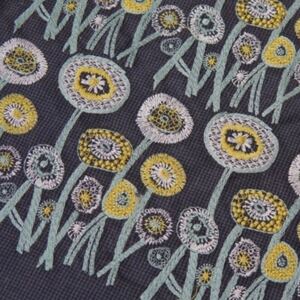 高品質な刺繍生地 ネイビー 花好き ハギレ