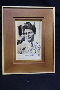 * Gerard * Philip with autograph photograph 