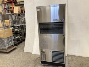 M-334　2013年製 パナソニック 製氷機 SIM-S240VN キューブアイス 3相200V 幅700×奥行670×高さ1600mm 業務用 厨房機器 飲食店