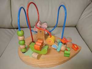 ビーズコースター ルーピング知育玩具トイザらス立体木製オモチャ女の子toysrus木のおもちゃお花ナチュラルウッド歯車ベビー乳児こども子供