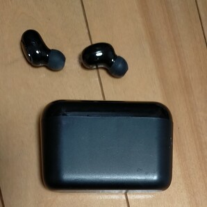 完全ワイヤレス イヤフォン Bluetooth