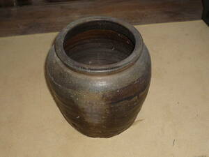  Bizen . jar small 