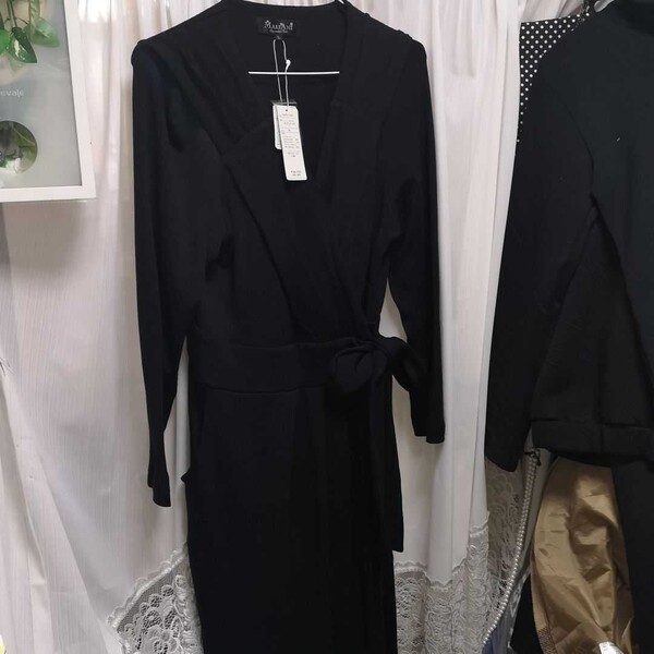 新品未使用 MALIANI カシュクール ニットワンピース ブラック