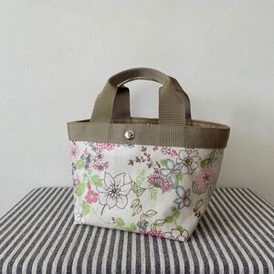 【SALE】ハンドメイド 舟形トートバッグ 花柄ラミネート