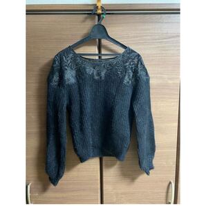 LIP SERVICE トップス