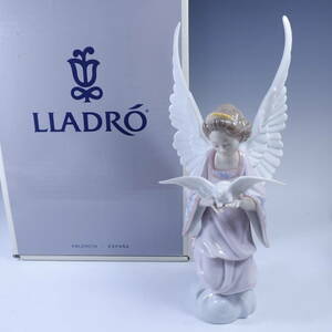 廃盤 リヤドロ 6131 “Angel of Peace” 【平和の天使】 天使 LLADRO