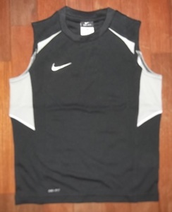  unused prompt decision NIKE Nike sleeveless shirt 140cm black 388663-010