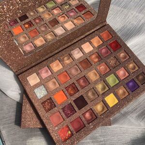Ruhuatuo eyeshadow 40色 アイシャドウパレット