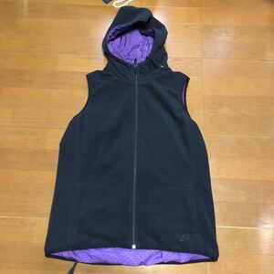 Nike ナイキ ノースリーブパーカー フリースベスト ナイロンベスト ランニング レディース リバーシブル ドット 総柄 XL