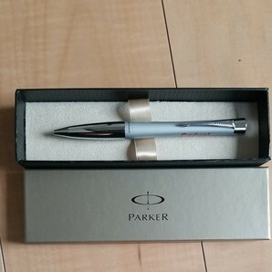 製薬会社　パーカーボールペン PARKER