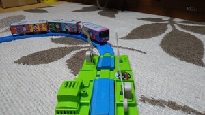 トーマス3両編成 プラレール 踏切・レールセット