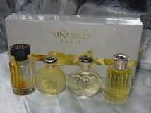 NINA RICCI ニナリッチ★Ricci club リッチクラブ★Nina ニナ★レールデュタン★シニョリッチ 2 、香水ミニボトル4点セット/used_画像1