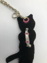 送料無料　☆未使用　YOSHIDA 闘技士　ネコスパンコール　猫刺繍キーホルダー　ブローチ_画像2