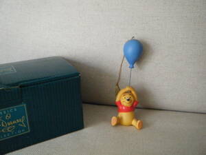 ディズニー　WDCC くまのプーさん Winnie the Pooh 風船 ハニーハント オーナメント