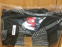 国内正規品 新品 Supreme × The North Face Studded Mountain Light Jacket Black M シュプリーム ノースフェイス マウンテンライト TNF_画像1