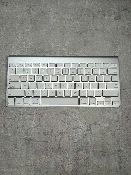 Apple Wireless Keyboard A1314(USキー配列) Bluetoothキーボード