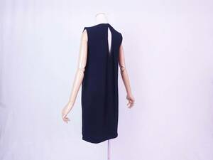 VINCE. vi ns back slit design no sleeve One-piece black 2 new goods unused goods 