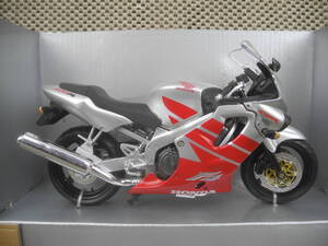 希少☆1/12?・ホンダCBR600F4銀+赤・新品 ・ニューレイ製